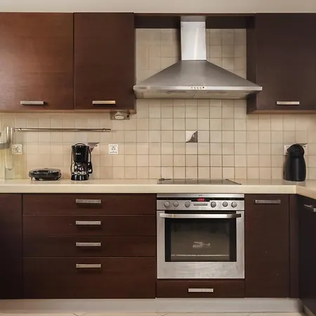 Happy With Pool - Ideal For Large Groups Near Laganas With A Pool Perfectly Combining Natures Tranquility And Vibrant Entertainment By Mana Gers Holiday home Vanato