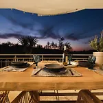 Casa vacanze Happy With Pool - Ideal For Large Groups Near Laganas With A Pool Perfectly Combining Natures Tranquility And Vibrant Entertainment By Mana Gers Mouzákion